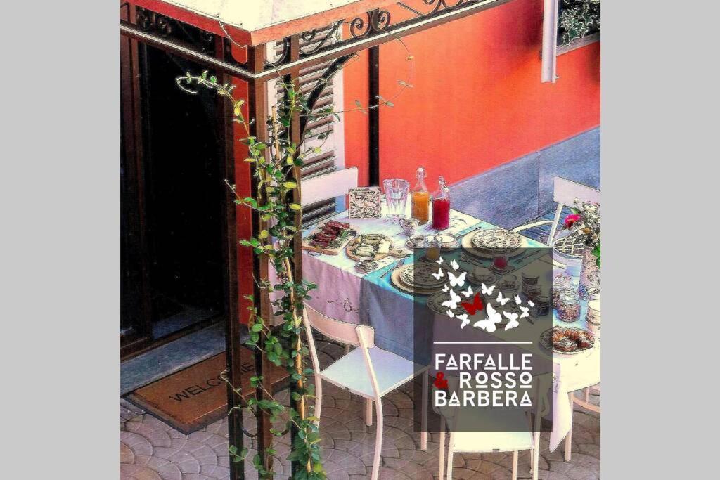 Appartamento Vacanze / Holiday Flat Farfalle&Rossobarbera Montegrosso dʼAsti Zewnętrze zdjęcie