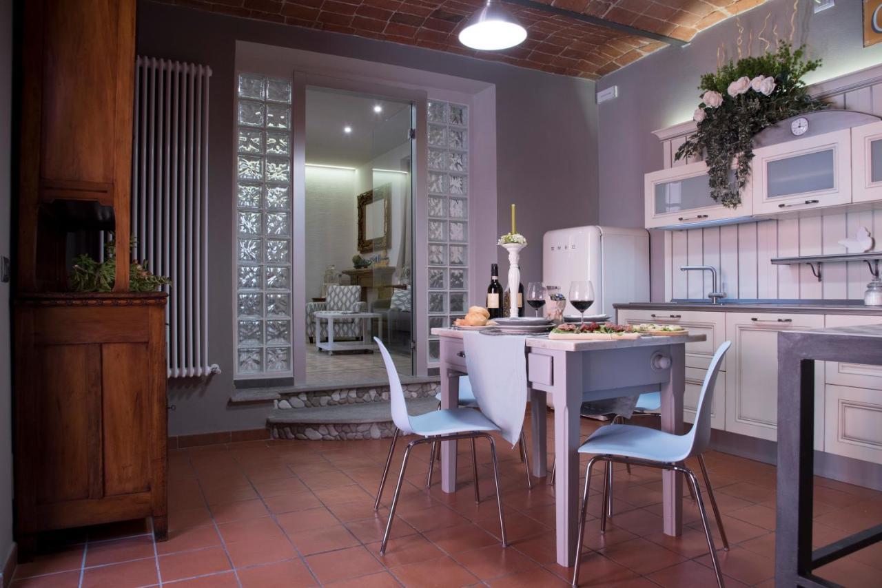 Appartamento Vacanze / Holiday Flat Farfalle&Rossobarbera Montegrosso dʼAsti Zewnętrze zdjęcie