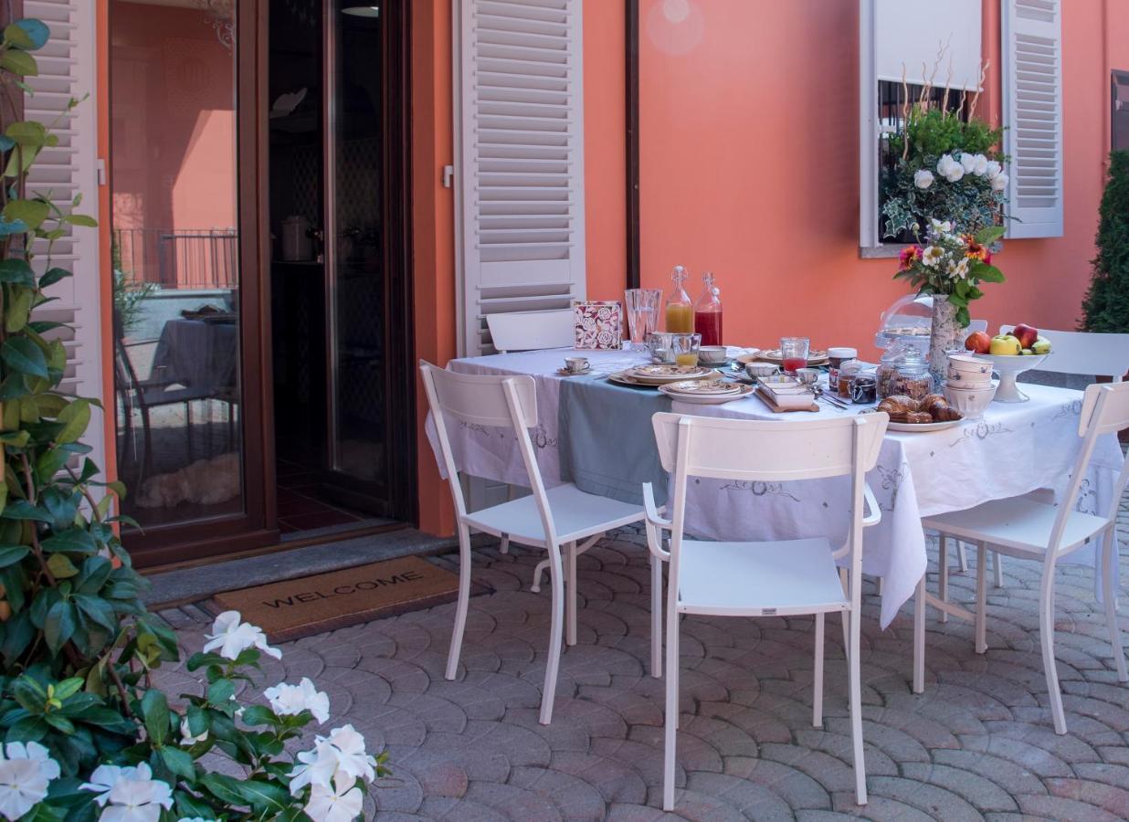 Appartamento Vacanze / Holiday Flat Farfalle&Rossobarbera Montegrosso dʼAsti Zewnętrze zdjęcie